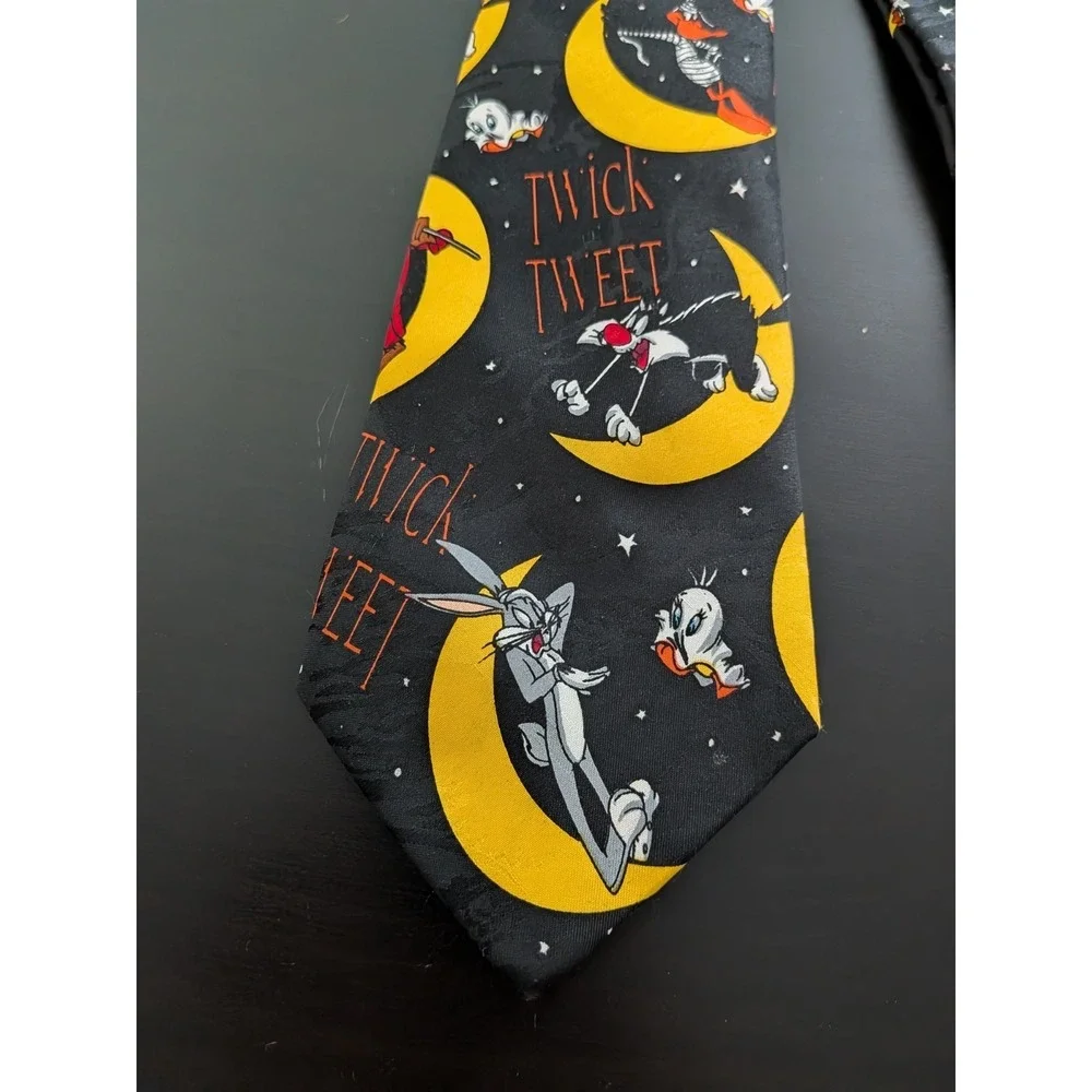 Looney Tunes Twick Or Tweet Tie‎ 58